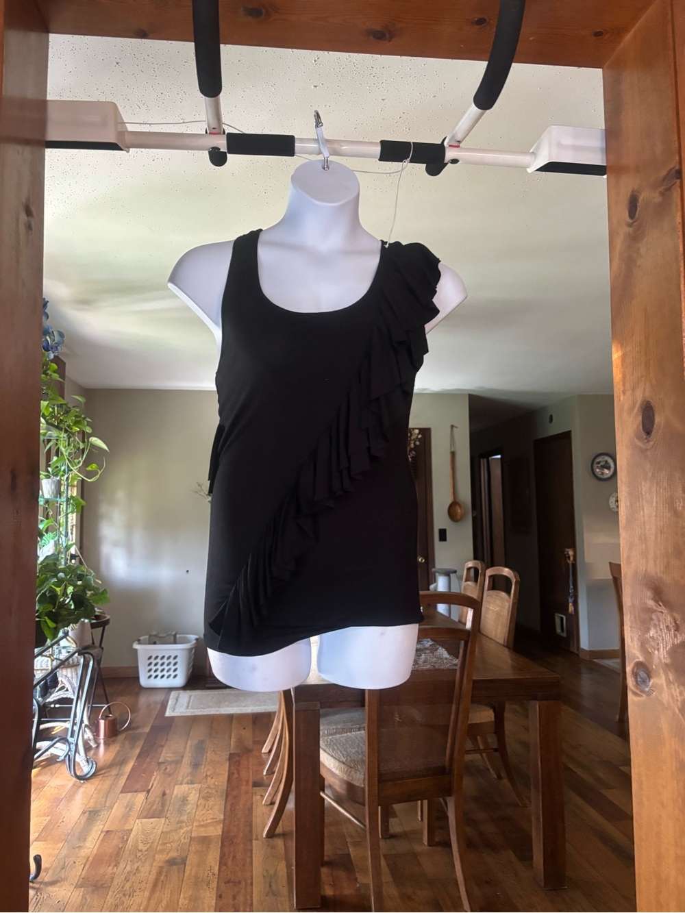 Torn by Ronny Kobo Black Ruffle-Accent Women’s Tank Top Small - Made in New York